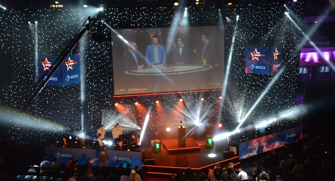 Picture of the Copperbox Arena while the pre-match analysis is ongoing.